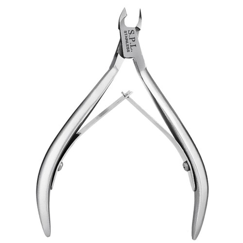 Professional cuticle nippers 4+-2 mm